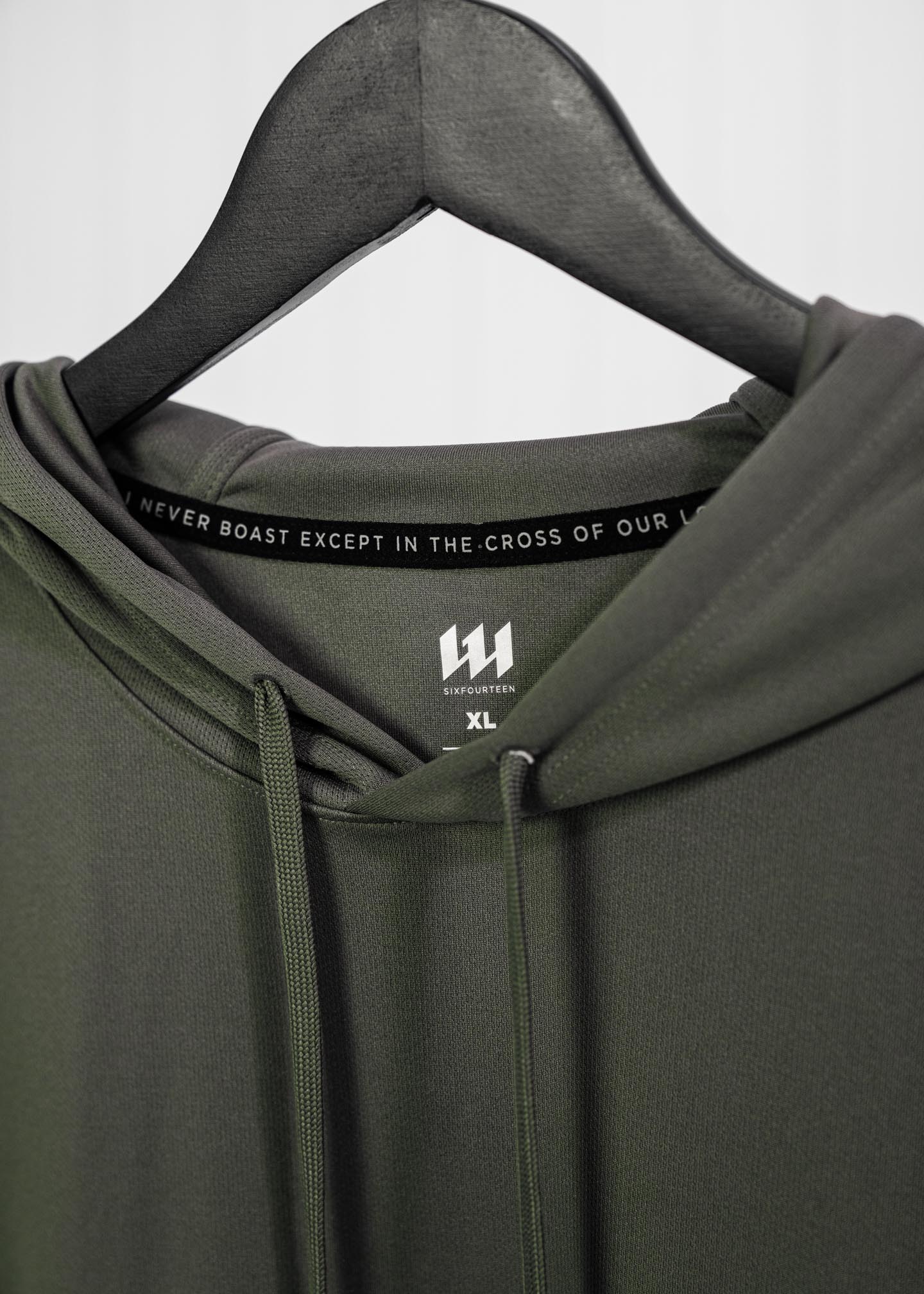 M | Athlete Performance Short Sleeve Hoodie